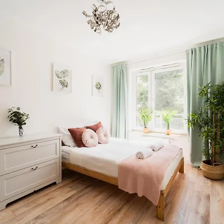 Old Town - 3 - 2 Bathrooms - 12 People - Parking Place Wrocław