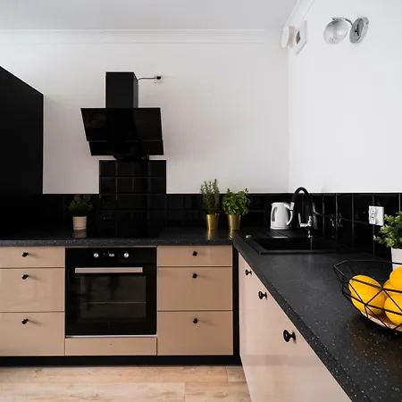 Old Town - 3 - 2 Bathrooms - 12 People - Parking Place Wrocław