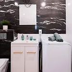 Old Town - 3 - 2 Bathrooms - 12 People - Parking Place 公寓