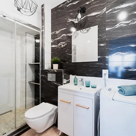Old Town - 3 - 2 Bathrooms - 12 People - Parking Place Apartment *