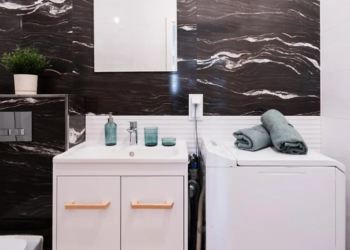 Old Town - 3 - 2 Bathrooms - 12 People - Parking Place Apartment